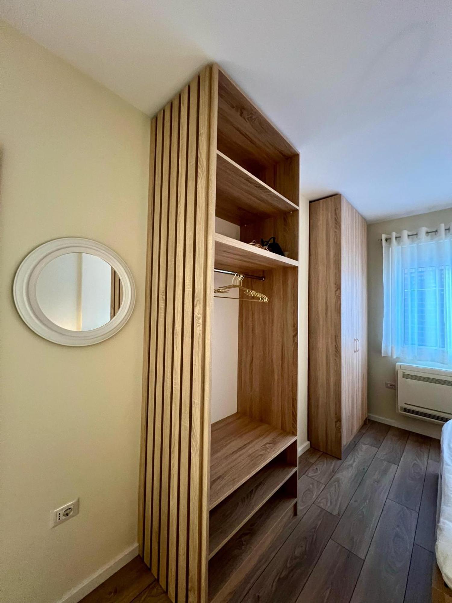 Апартаменты Metropolitan Charm: Cozy 1Br In 7Min To Skanderbeg Тирана Экстерьер фото