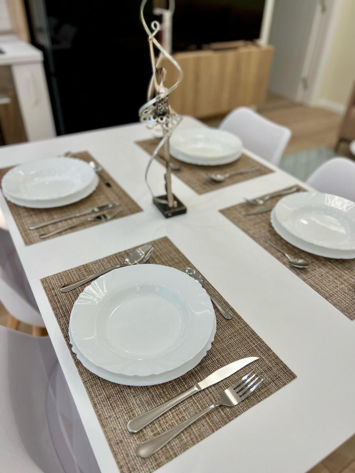 Апартаменты Metropolitan Charm: Cozy 1Br In 7Min To Skanderbeg Тирана Экстерьер фото